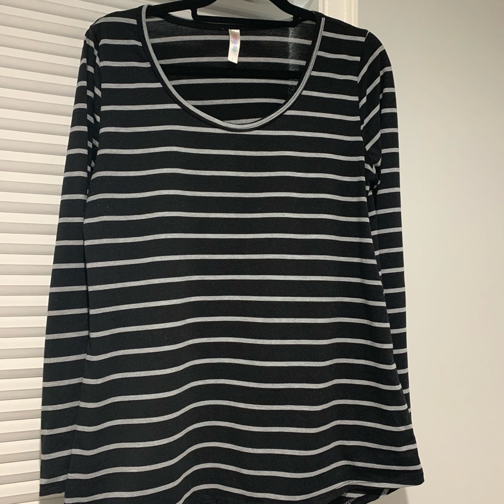 Large LuLaRoe Lynnae